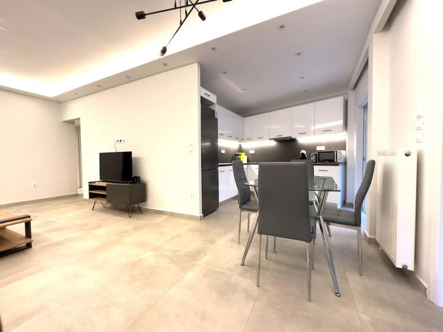 2-bed Gem In Serene Locale *