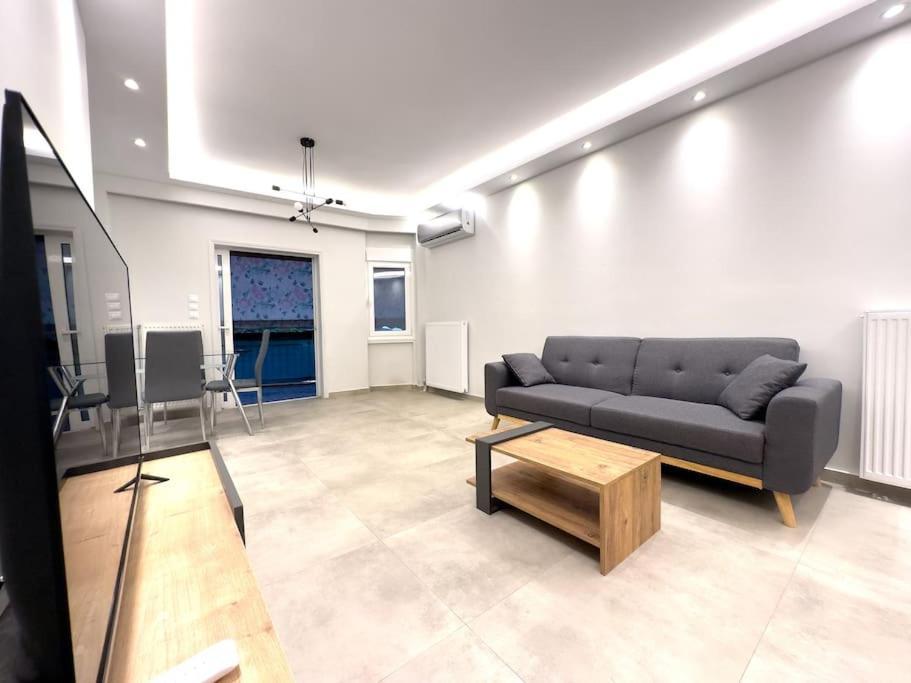Apartment 2-bed Gem In Serene Locale *