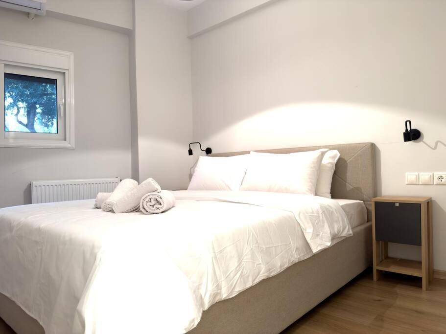Apartament 2-bed Gem In Serene Locale *